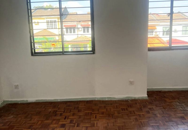 Taman Saujana Puchong