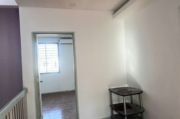 Taman Saujana Puchong