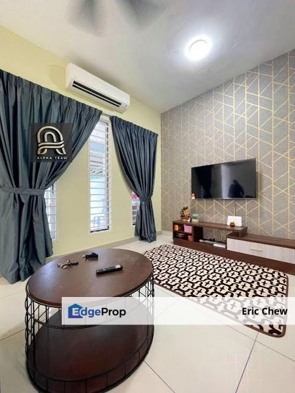 Partially Furnished 2 Sty CAMELLIA Residence (1600sf,4R4B), Semenyih, Selangor, Semenyih