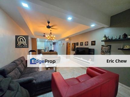 FOR SALE: Ground Floor Townhouse with Lake View in Country Villas, Kajang, Selangor, Kajang