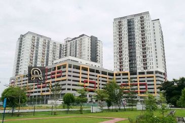 Ascotte Boulevard Condominium