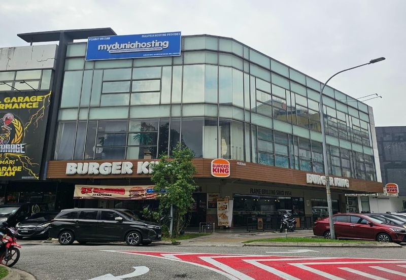 The Trillium @Lake Fields