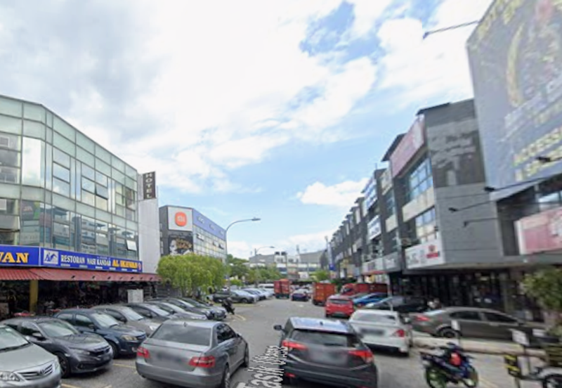 The Trillium @Lake Fields