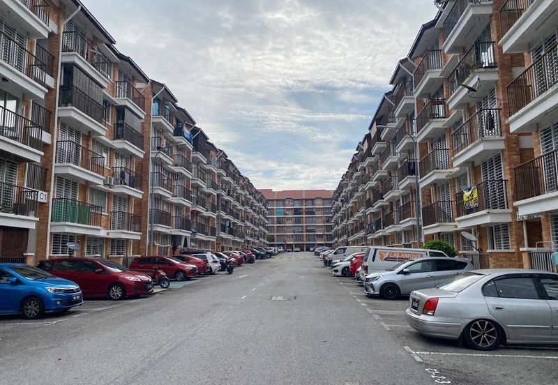 Villa Court @ Goodview Height