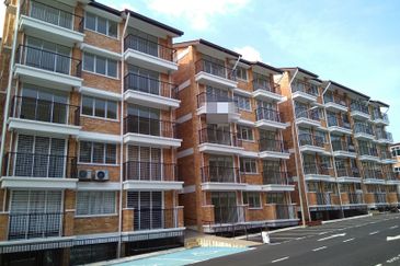 Villa Court @ Goodview Height