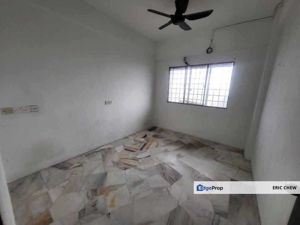 Apartment CITY HEIGHT (833sf,3R2B,LIFT,Swimming Pool) Sg Chua, Kajang, Selangor, Kajang