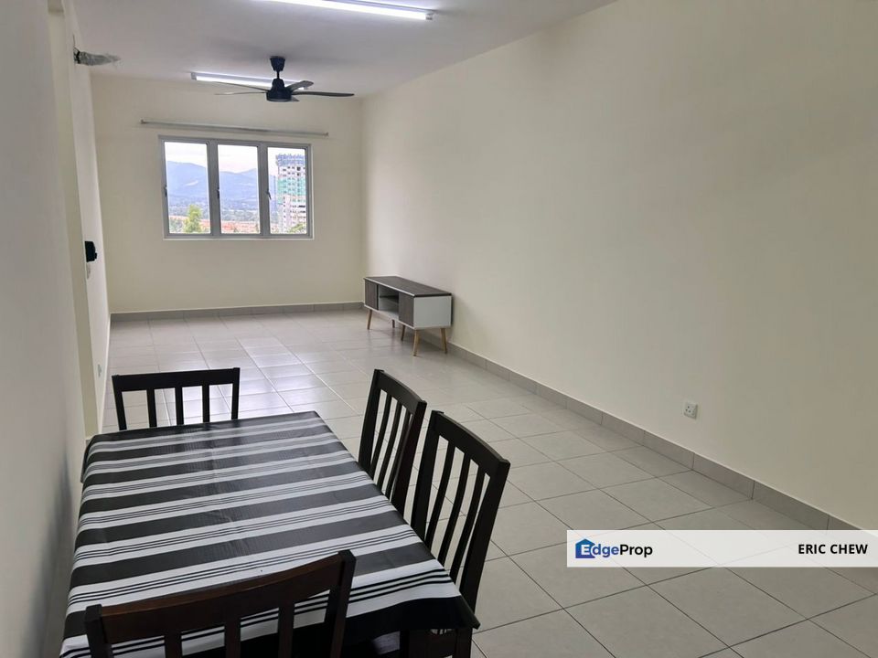 Partially Furnish Apartment HARMONI (900sf, 3R2B, 2CP) Eco Majestic, Semenyih, Selangor, Semenyih