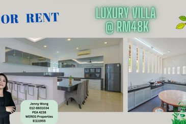 Taman Bukit Mewah Kajang Selangor Luxurious Fully-Furnished Villa For Rent