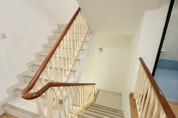 Taman Impian Indah (Paragon Heights)