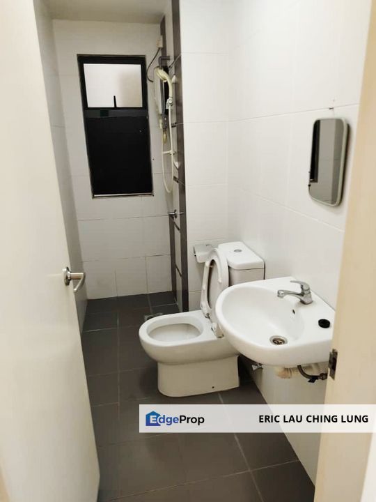 Zeva Residence, Seri Kembangan, Selangor |  Facing Pool | Near MRT | Opposite Aeon , Selangor, Seri Kembangan