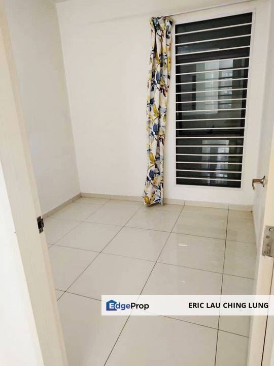 Zeva Residence, Seri Kembangan, Selangor |  Facing Pool | Near MRT | Opposite Aeon , Selangor, Seri Kembangan