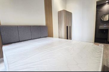 Meta Residence @ Meta City