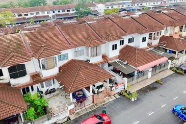 C51. Taman Damai 2 Jalan Haji Yaakob Kapar Klang Double Storey MURAH2 + BELOW MV