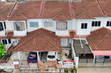 C51. Taman Damai 2 Jalan Haji Yaakob Kapar Klang Double Storey MURAH2 + BELOW MV