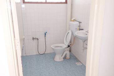 Jalan Taman Kinrara 2/1C