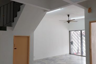 Jalan Taman Kinrara 2/1C