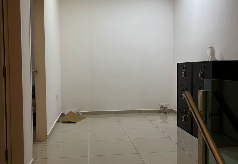 TIARA SENDAYAN (PRESINT 2)