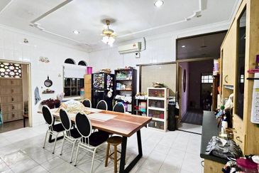 Taman Setia Jaya, Banting