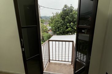 Taman Pinggiran Batu Caves