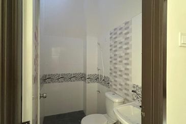 Single Storey Semi D Near to Bandar Muar Below Market