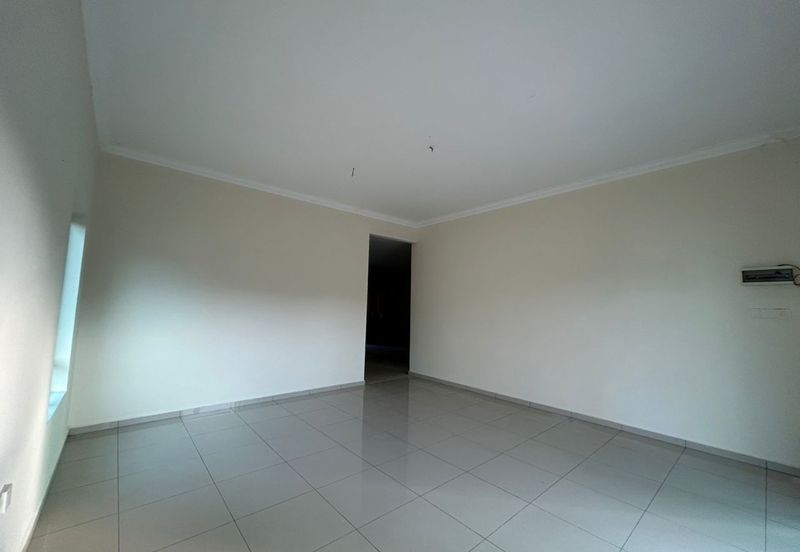 Single Storey Semi D Near to Bandar Muar Below Market