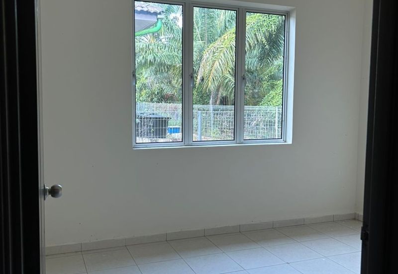 Single Storey Semi D Near to Bandar Muar Below Market