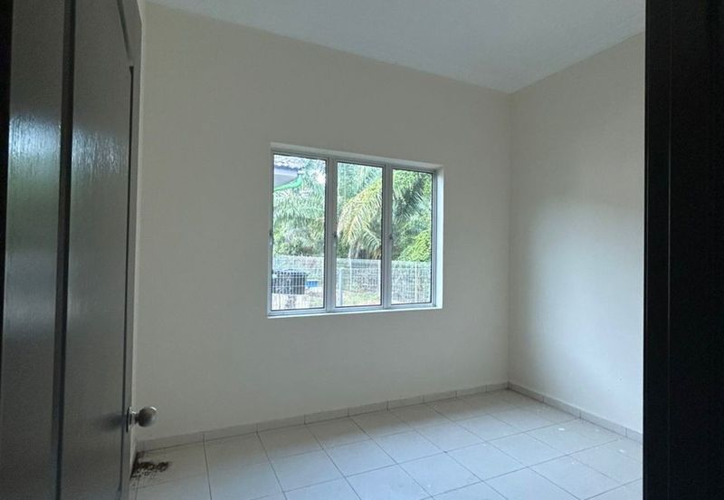 Single Storey Semi D Near to Bandar Muar Below Market