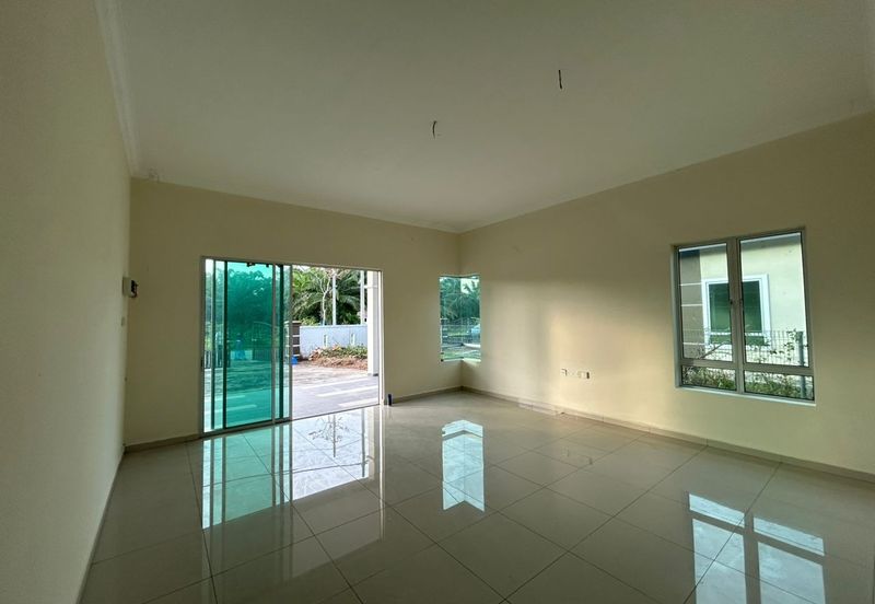 Single Storey Semi D Near to Bandar Muar Below Market