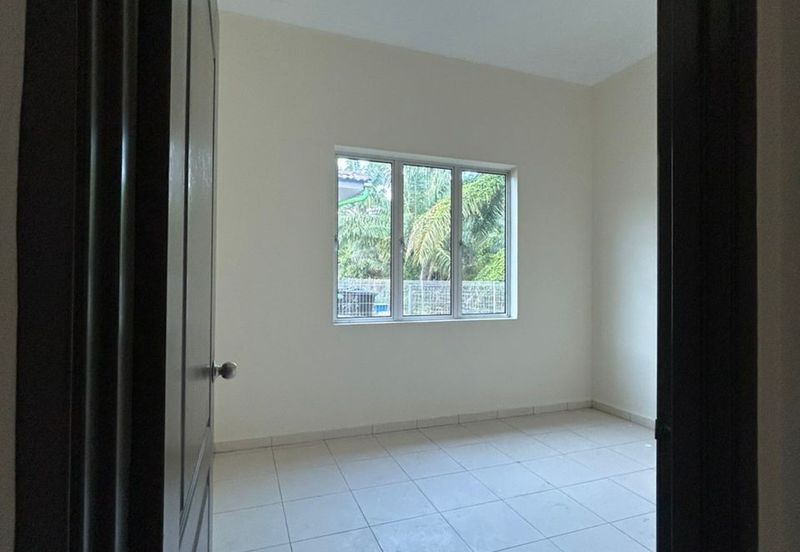 Single Storey Semi D Near to Bandar Muar Below Market