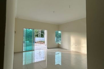 Single Storey Semi D Near to Bandar Muar Below Market