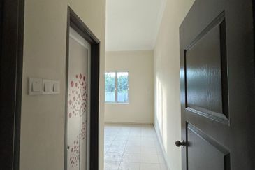 Single Storey Semi D Near to Bandar Muar Below Market