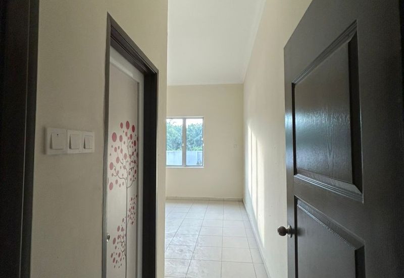 Single Storey Semi D Near to Bandar Muar Below Market