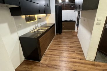 Taman Pinggiran Batu Caves