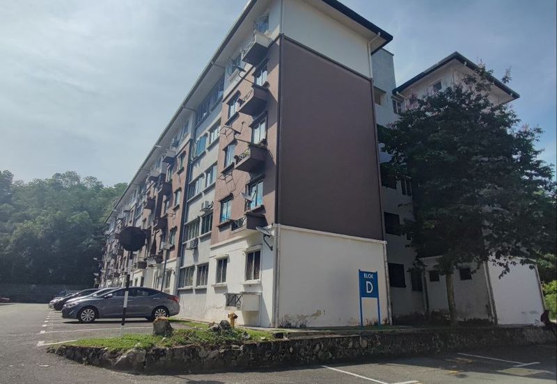 Sri Cempaka, Pusat Bandar Puchong