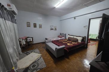 Taman Saujana Puchong