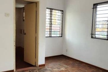 Pangsapuri Mutiara Subang