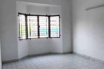 Pangsapuri Mutiara Subang