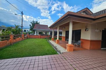 Teluki, Bukit Sentosa