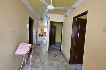 Teluki, Bukit Sentosa