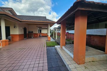 Teluki, Bukit Sentosa