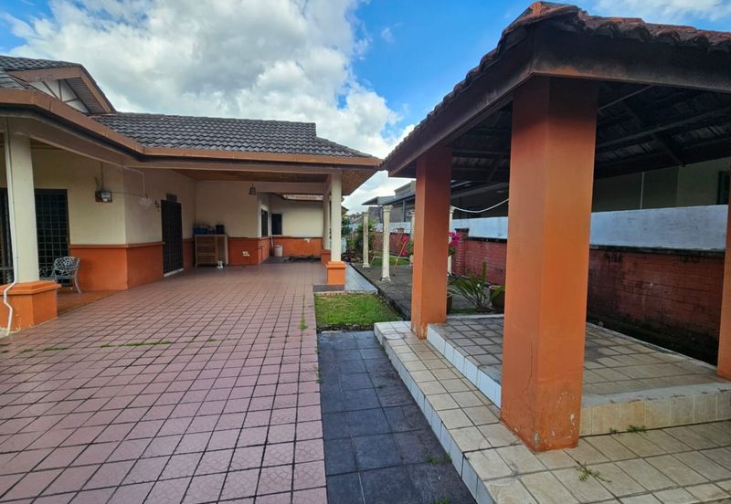 Teluki, Bukit Sentosa