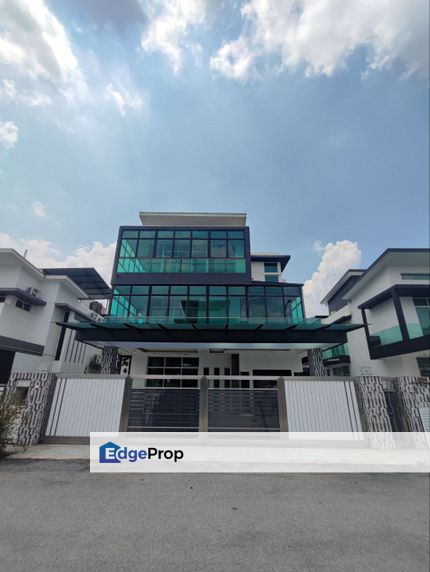 3 Storey Banglo Bungalow Ivory Height, Country Homes, Rawang, Selangor, Rawang