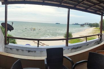 Paradise Lagoon Apartment