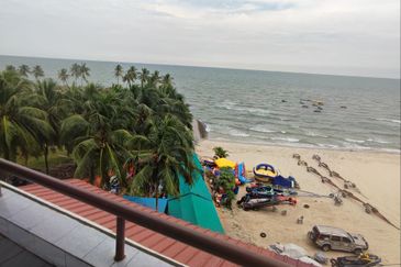 Paradise Lagoon Apartment