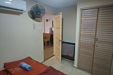 Paradise Lagoon Apartment