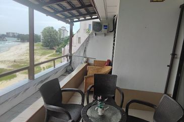 Paradise Lagoon Apartment