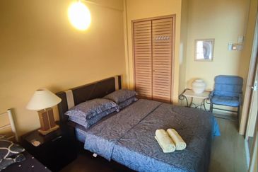 Paradise Lagoon Apartment