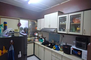 Menara Jade (Jade Tower), Taman Bukit Indah