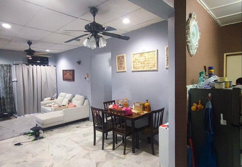 Menara Jade (Jade Tower), Taman Bukit Indah