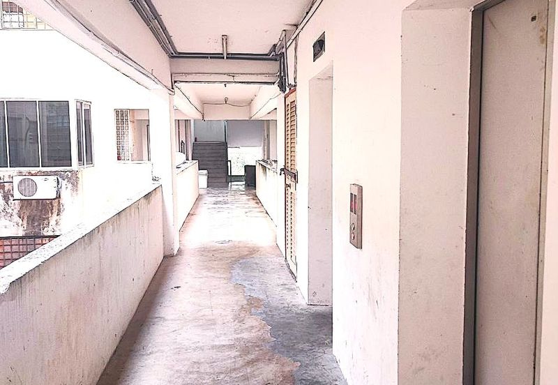 Menara Jade (Jade Tower), Taman Bukit Indah